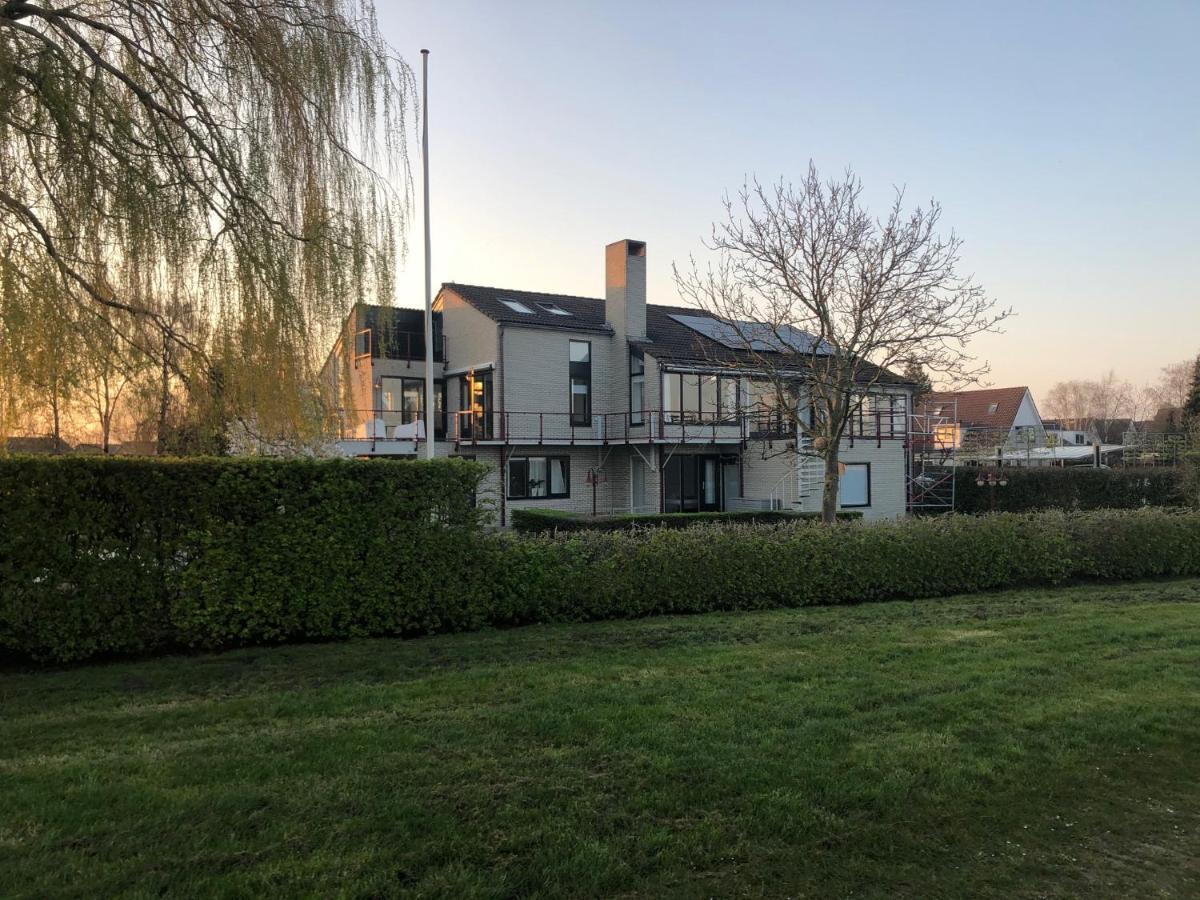 Loft Bed And Breakfast Grou Eksteriør bilde